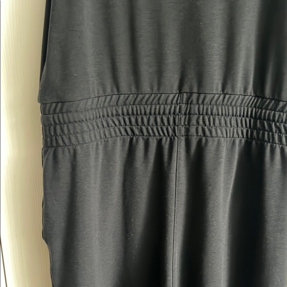 Nike Black Sleeveless V-Neck Sheath Jumpsuit - Picture 7 of 8